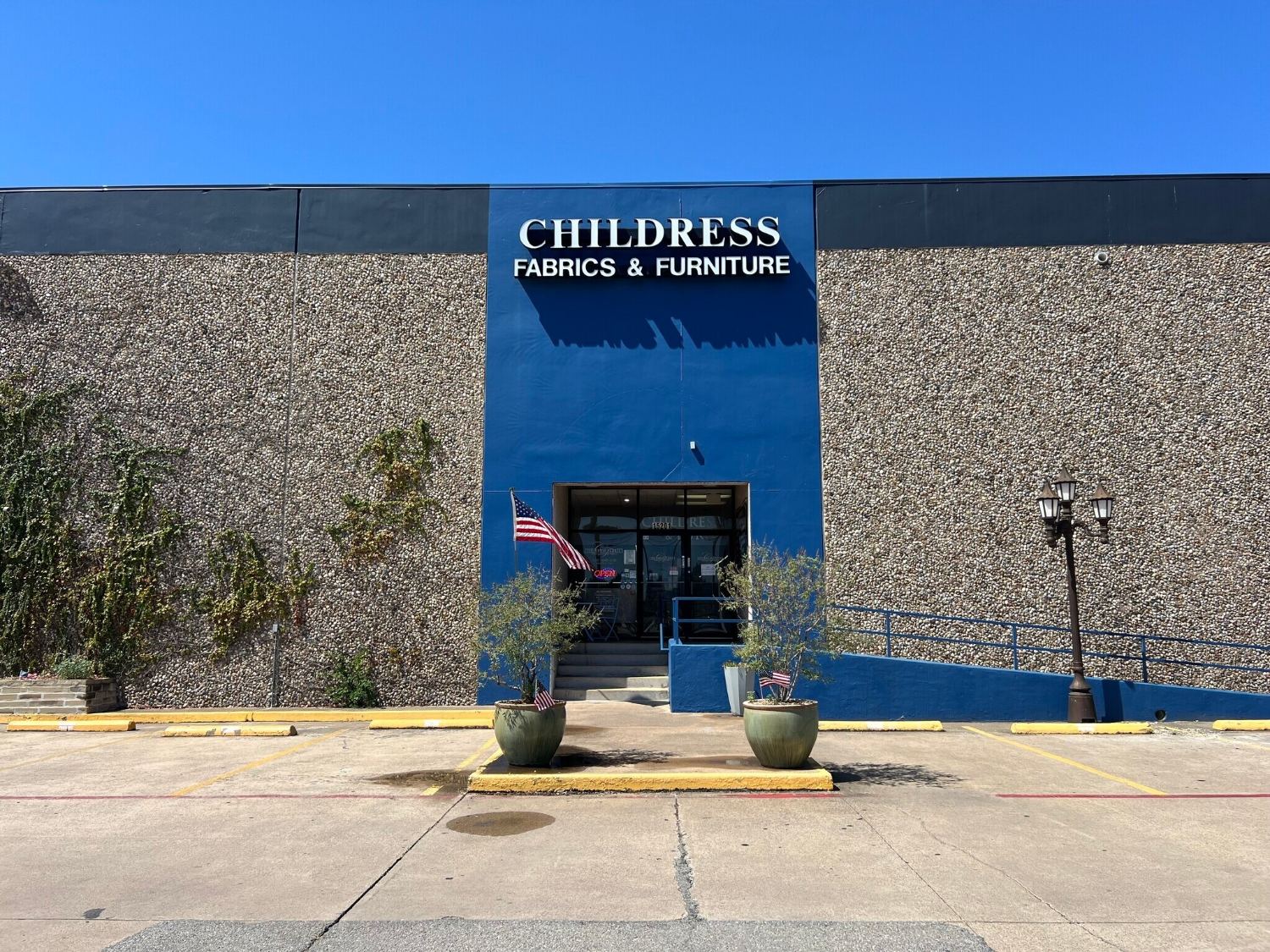 15201 Midway Road entrance